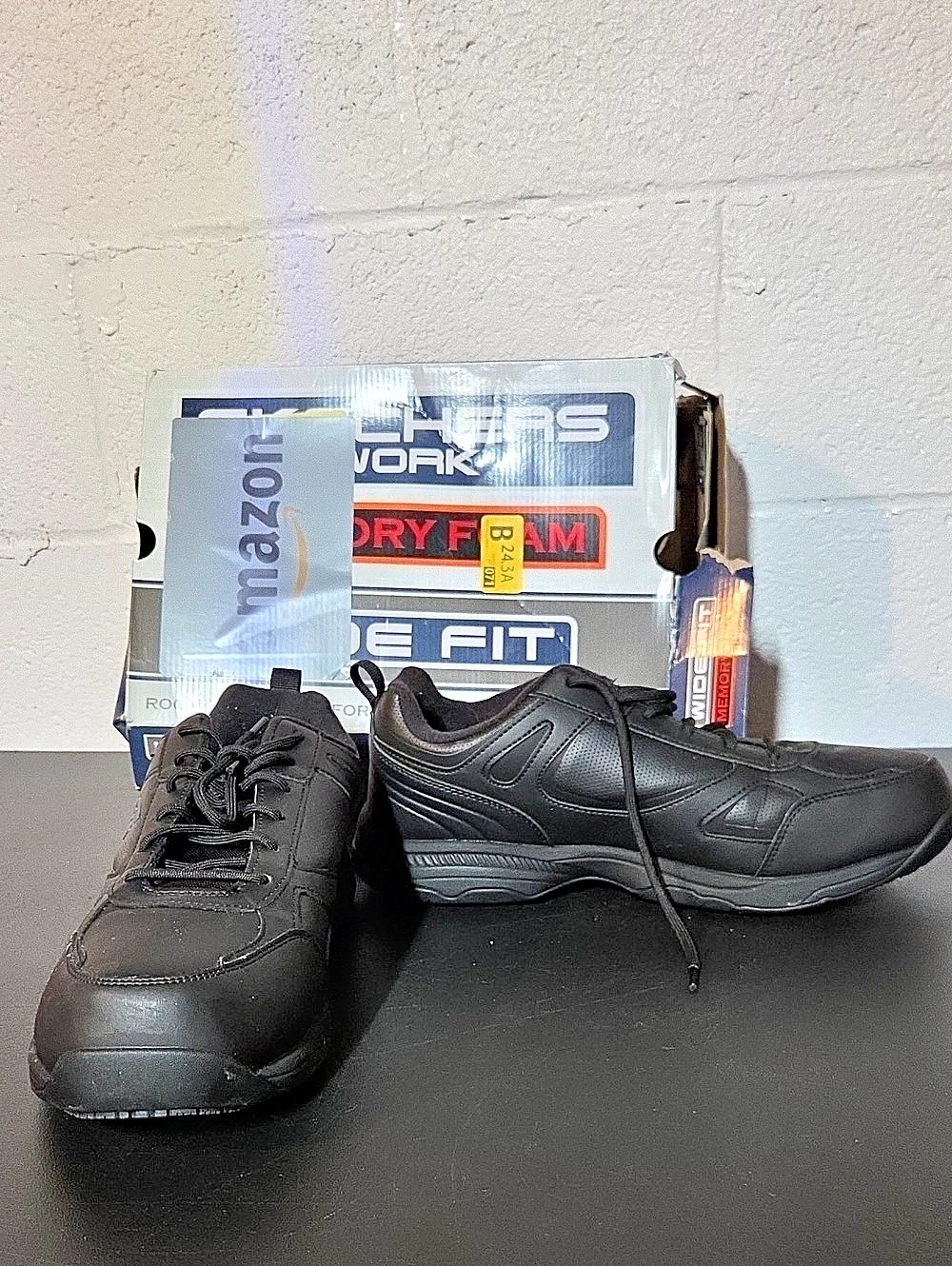Skechers Work Relaxed Fit Work Shoes Black US 11 D Like New